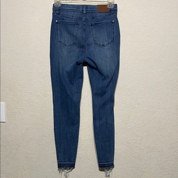 Judy Blue skinny raw edge blue jean jeggings size 9/29 - Picture 6 of 7